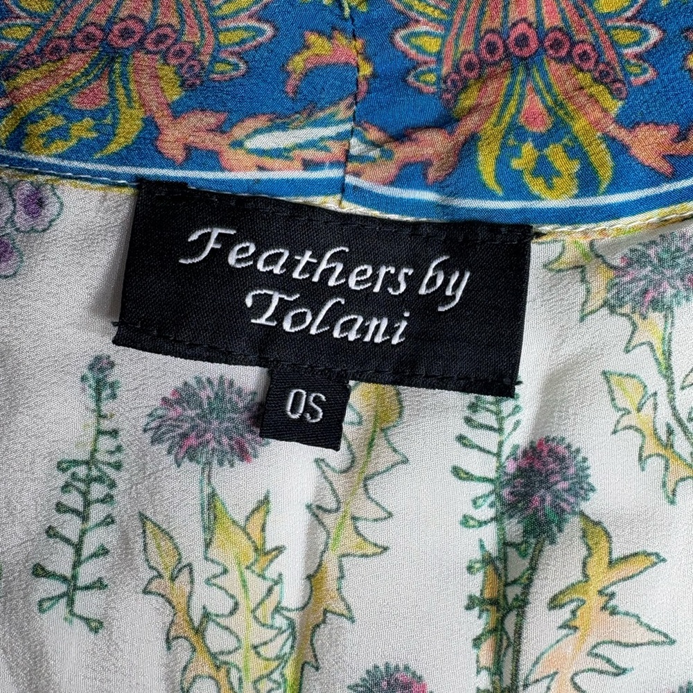 Feathers by Tolani Kimono - Picture 4 of 8